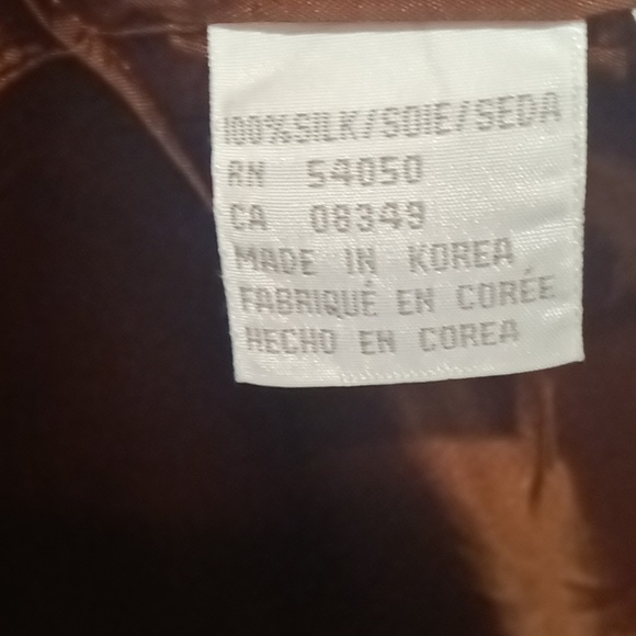FINAL PRICE JONES NEW YORK 100% silk brown blazer with brown buttons 10 - Picture 7 of 11
